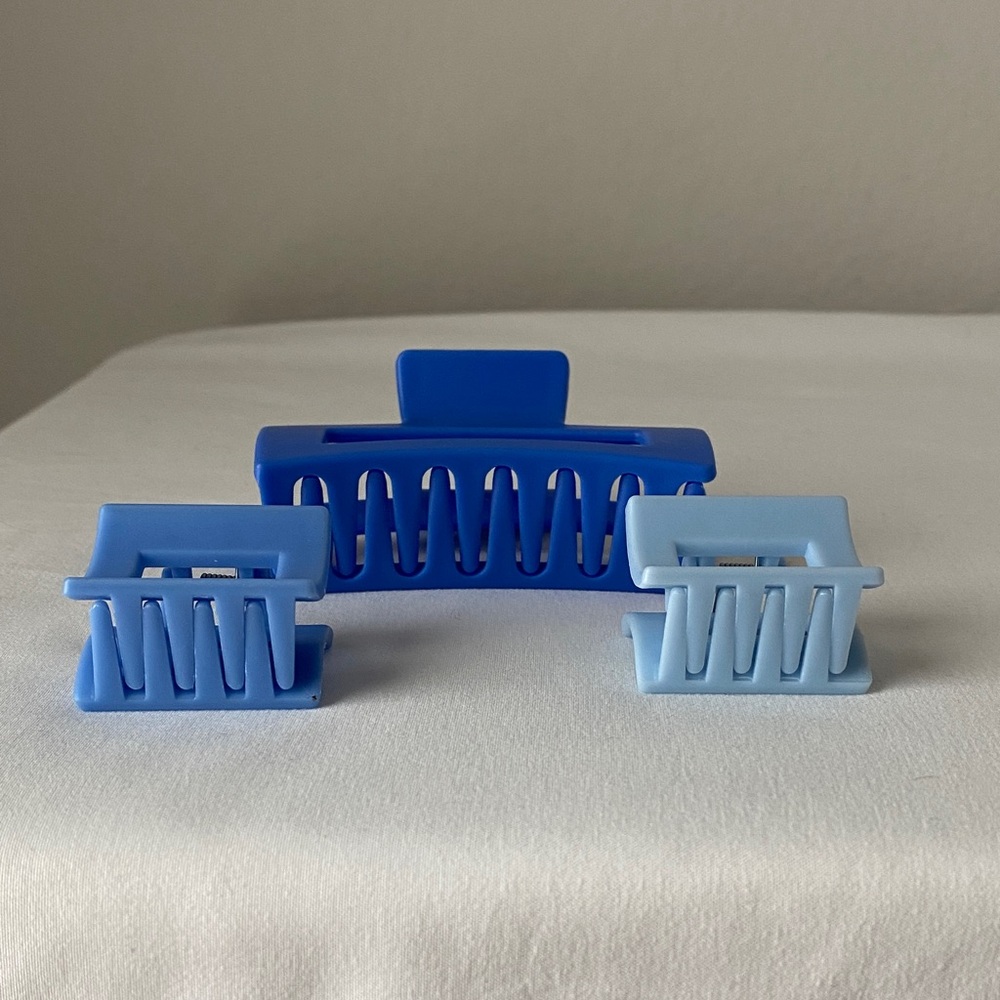 Blue Hair Claw Clips Set - Picture 3 of 4